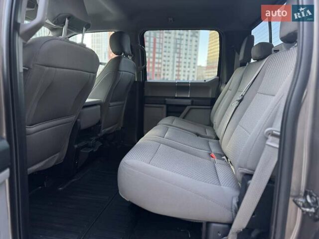 Форд Ф-150 2018 в Киеве на Automoto.ua Серый Форд Ф-150, объемом двигателя 2.7 л и пробегом 67 тыс. км за 34750 $, фото 49 на Automoto.ua
