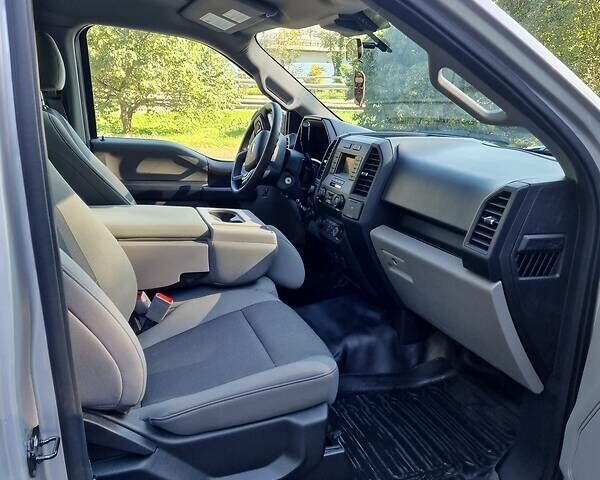 Форд Ф-150 2018 в Киеве на Automoto.ua Серый Форд Ф-150, объемом двигателя 4.9 л и пробегом 57 тыс. км за 41700 $, фото 30 на Automoto.ua