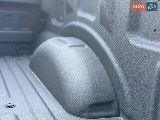 Форд Ф-150 2018 в Киеве на Automoto.ua Серый Форд Ф-150, объемом двигателя 2.7 л и пробегом 67 тыс. км за 34750 $, фото 77 на Automoto.ua