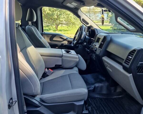 Форд Ф-150 2018 в Киеве на Automoto.ua Серый Форд Ф-150, объемом двигателя 4.9 л и пробегом 57 тыс. км за 41700 $, фото 48 на Automoto.ua