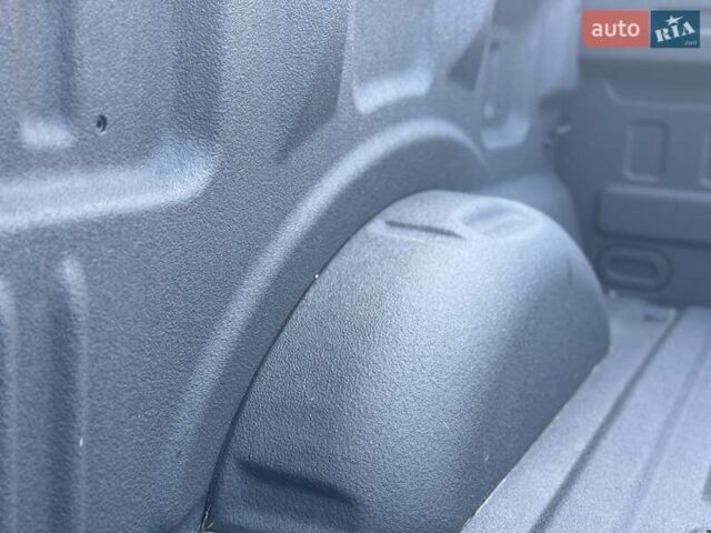 Форд Ф-150 2018 в Киеве на Automoto.ua Серый Форд Ф-150, объемом двигателя 2.7 л и пробегом 67 тыс. км за 34750 $, фото 76 на Automoto.ua