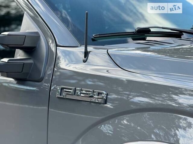 Сірий Форд Ф-150, об'ємом двигуна 2.69 л та пробігом 167 тис. км за 26200 $, фото 25 на Automoto.ua