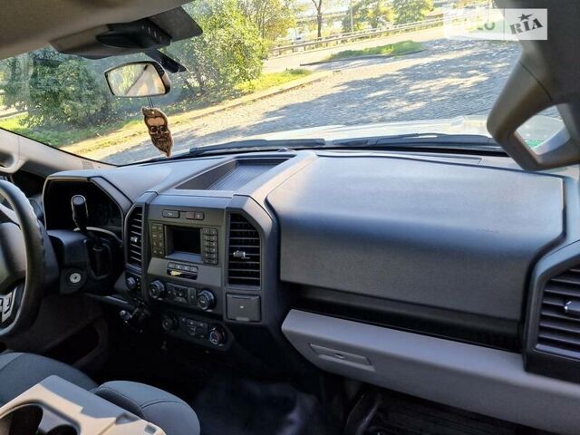 Форд Ф-150 2018 в Киеве на Automoto.ua Серый Форд Ф-150, объемом двигателя 4.9 л и пробегом 57 тыс. км за 41700 $, фото 31 на Automoto.ua