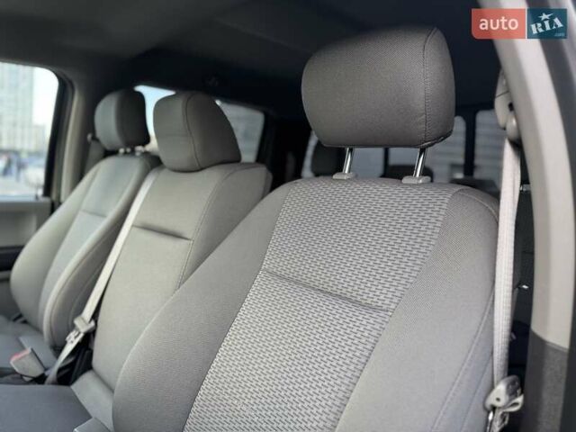 Форд Ф-150 2018 в Киеве на Automoto.ua Серый Форд Ф-150, объемом двигателя 2.7 л и пробегом 67 тыс. км за 34750 $, фото 17 на Automoto.ua