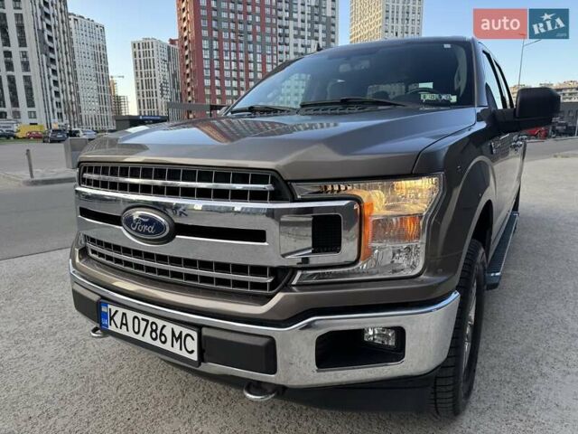 Форд Ф-150 2018 в Киеве на Automoto.ua Серый Форд Ф-150, объемом двигателя 2.7 л и пробегом 67 тыс. км за 34750 $, фото 69 на Automoto.ua