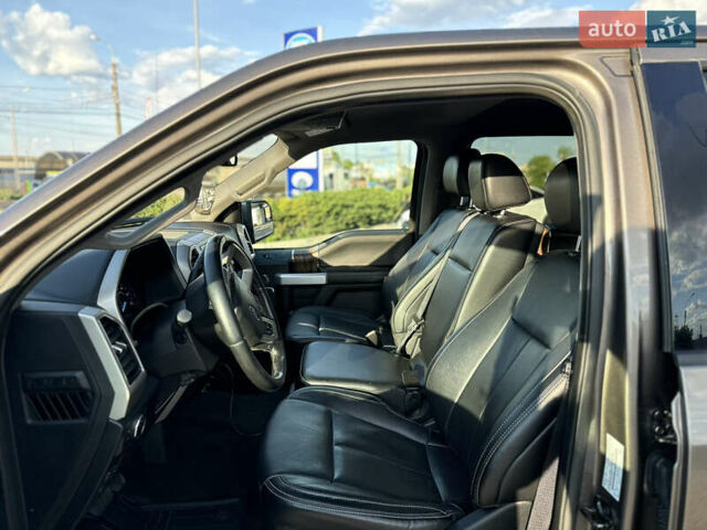 Форд Ф-150 2019 в Сумах на Automoto.ua Серый Форд Ф-150, объемом двигателя 2.7 л и пробегом 90 тыс. км за 34500 $, фото 18 на Automoto.ua