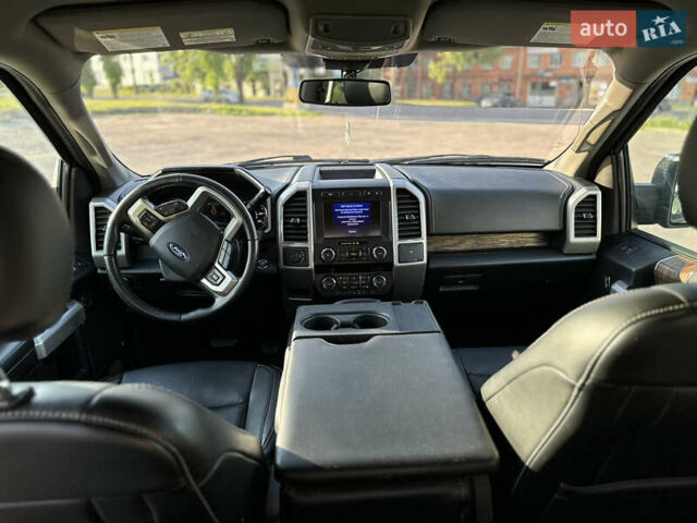 Форд Ф-150 2019 в Сумах на Automoto.ua Серый Форд Ф-150, объемом двигателя 2.7 л и пробегом 90 тыс. км за 34500 $, фото 12 на Automoto.ua