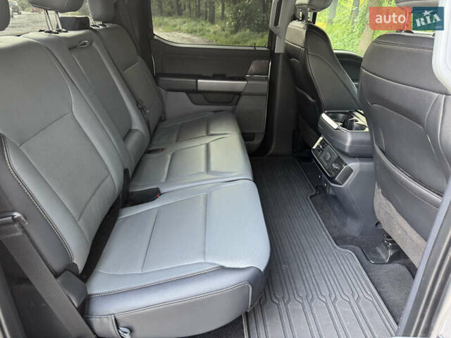 Форд Ф-150 2021 в Киеве на Automoto.ua Серый Форд Ф-150, объемом двигателя 2.7 л и пробегом 88 тыс. км за 39500 $, фото 17 на Automoto.ua