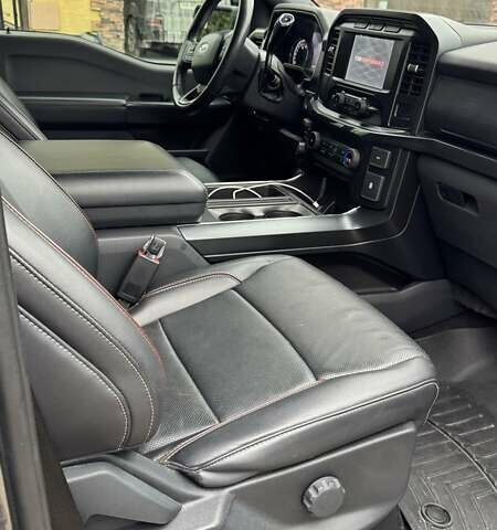 Серый Форд Ф-150, объемом двигателя 5.04 л и пробегом 60 тыс. км за 48500 $, фото 15 на Automoto.ua