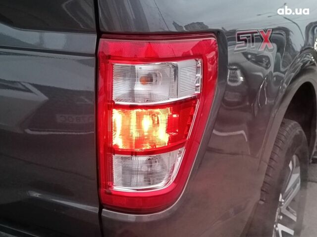 Серый Форд Ф-150, объемом двигателя 2.7 л и пробегом 185 тыс. км за 30990 $, фото 13 на Automoto.ua