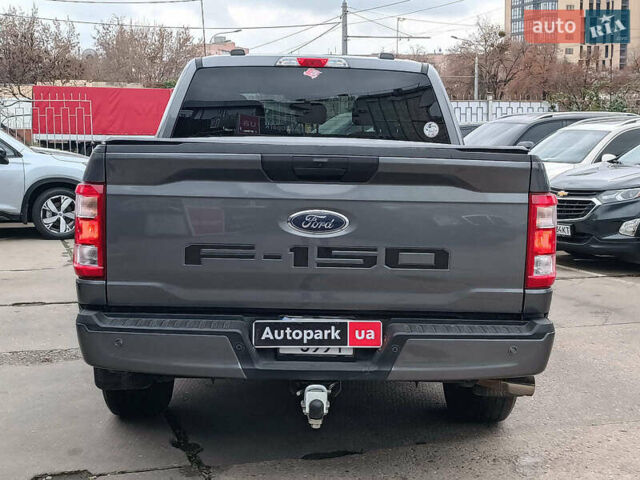 Серый Форд Ф-150, объемом двигателя 2.7 л и пробегом 185 тыс. км за 30940 $, фото 11 на Automoto.ua