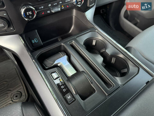 Форд Ф-150 2021 в Киеве на Automoto.ua Серый Форд Ф-150, объемом двигателя 2.7 л и пробегом 88 тыс. км за 39500 $, фото 23 на Automoto.ua