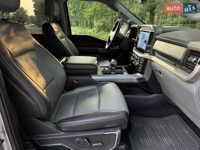 Форд Ф-150 2021 в Киеве на Automoto.ua Серый Форд Ф-150, объемом двигателя 2.7 л и пробегом 88 тыс. км за 39500 $, фото 15 на Automoto.ua