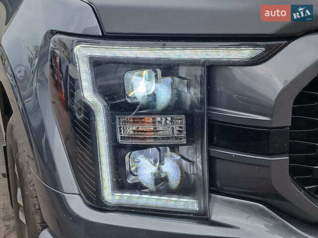 Серый Форд Ф-150, объемом двигателя 2.7 л и пробегом 185 тыс. км за 30940 $, фото 6 на Automoto.ua