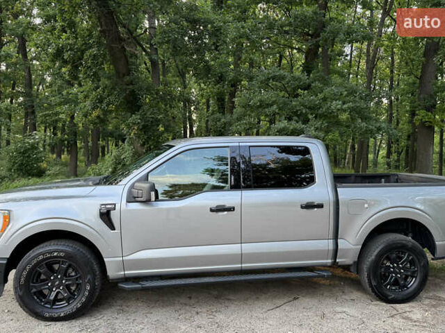 Форд Ф-150 2021 в Киеве на Automoto.ua Серый Форд Ф-150, объемом двигателя 2.7 л и пробегом 88 тыс. км за 39500 $, фото 4 на Automoto.ua