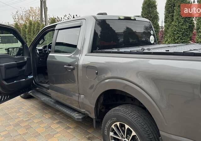 Серый Форд Ф-150, объемом двигателя 5.04 л и пробегом 60 тыс. км за 48500 $, фото 8 на Automoto.ua