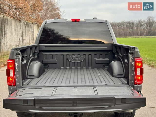 Серый Форд Ф-150, объемом двигателя 3.5 л и пробегом 129 тыс. км за 47777 $, фото 38 на Automoto.ua