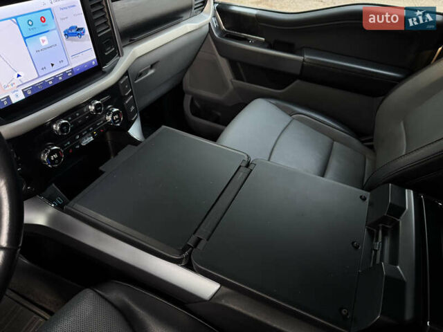 Форд Ф-150 2021 в Киеве на Automoto.ua Серый Форд Ф-150, объемом двигателя 2.7 л и пробегом 88 тыс. км за 39500 $, фото 24 на Automoto.ua