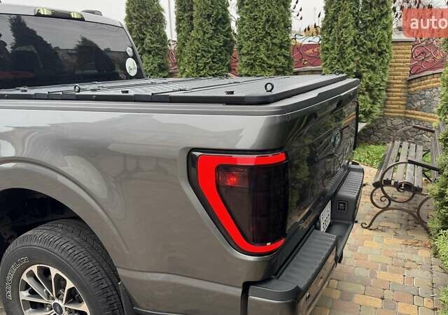 Серый Форд Ф-150, объемом двигателя 5.04 л и пробегом 60 тыс. км за 48500 $, фото 9 на Automoto.ua