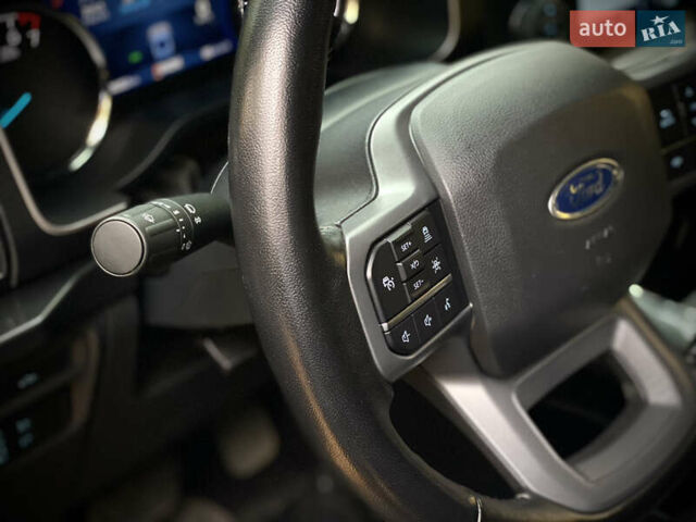 Форд Ф-150 2022 в Киеве на Automoto.ua Серый Форд Ф-150, объемом двигателя 3.5 л и пробегом 53 тыс. км за 47900 $, фото 15 на Automoto.ua