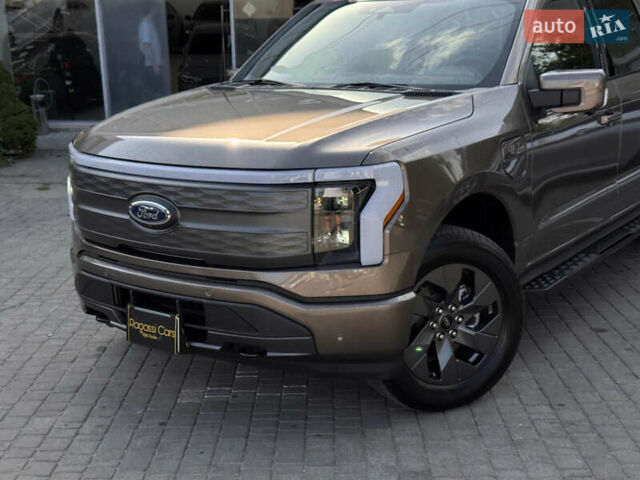 Форд Ф-150 2022 в Одессе на Automoto.ua Серый Форд Ф-150, объемом двигателя 0 л и пробегом 1 тыс. км за 56000 $, фото 1 на Automoto.ua