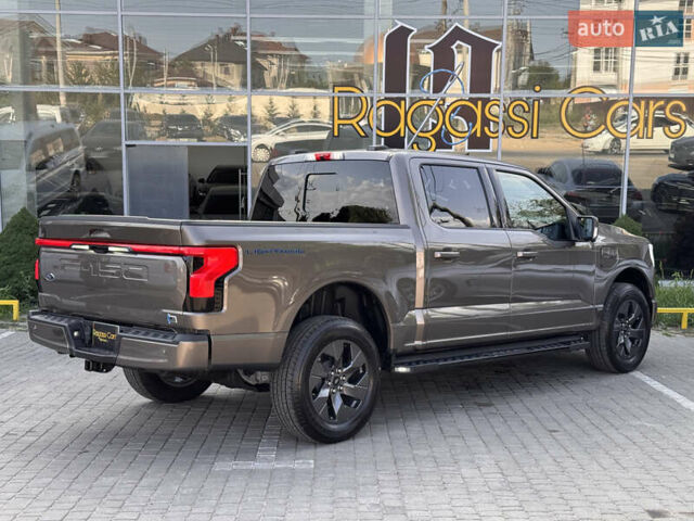 Форд Ф-150 2022 в Одессе на Automoto.ua Серый Форд Ф-150, объемом двигателя 0 л и пробегом 1 тыс. км за 56000 $, фото 10 на Automoto.ua