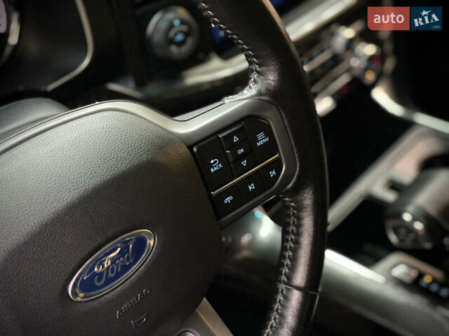 Форд Ф-150 2022 в Киеве на Automoto.ua Серый Форд Ф-150, объемом двигателя 3.5 л и пробегом 53 тыс. км за 47900 $, фото 16 на Automoto.ua