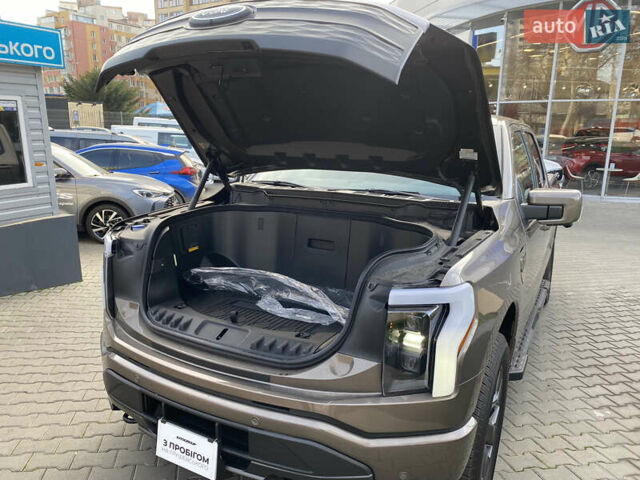 Серый Форд Ф-150, объемом двигателя 0 л и пробегом 2 тыс. км за 60300 $, фото 30 на Automoto.ua