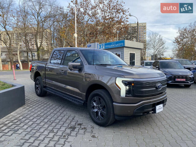 Серый Форд Ф-150, объемом двигателя 0 л и пробегом 2 тыс. км за 60300 $, фото 5 на Automoto.ua