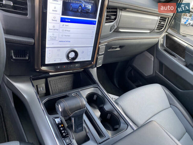 Серый Форд Ф-150, объемом двигателя 0 л и пробегом 2 тыс. км за 60300 $, фото 16 на Automoto.ua