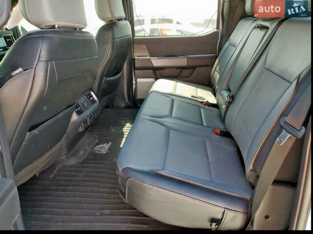 Сірий Форд Ф-150, об'ємом двигуна 0 л та пробігом 31 тис. км за 35000 $, фото 4 на Automoto.ua