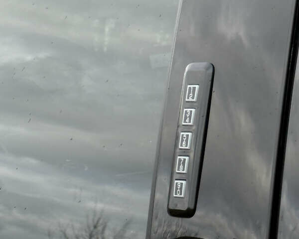 Сірий Форд Ф-150, об'ємом двигуна 0 л та пробігом 15 тис. км за 55555 $, фото 16 на Automoto.ua