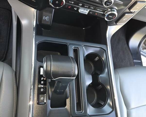 Серый Форд Ф-150, объемом двигателя 0 л и пробегом 9 тыс. км за 42000 $, фото 25 на Automoto.ua