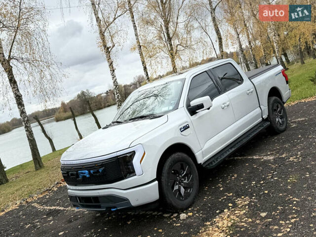 Сірий Форд Ф-150, об'ємом двигуна 0 л та пробігом 15 тис. км за 55555 $, фото 3 на Automoto.ua