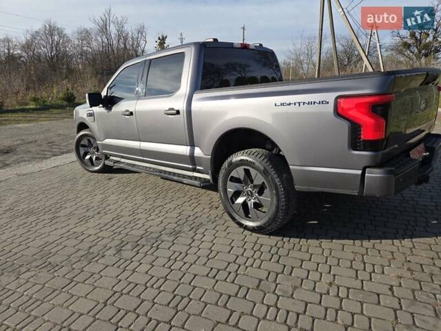 Серый Форд Ф-150, объемом двигателя 0 л и пробегом 9 тыс. км за 42000 $, фото 6 на Automoto.ua