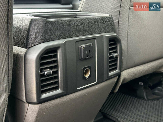 Синій Форд Ф-150, об'ємом двигуна 2.7 л та пробігом 245 тис. км за 24990 $, фото 36 на Automoto.ua