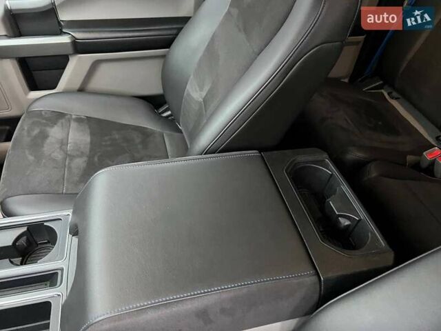 Синий Форд Ф-150, объемом двигателя 2.69 л и пробегом 157 тыс. км за 31000 $, фото 14 на Automoto.ua