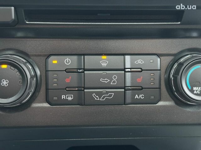 Синий Форд Ф-150, объемом двигателя 2.7 л и пробегом 245 тыс. км за 24990 $, фото 25 на Automoto.ua