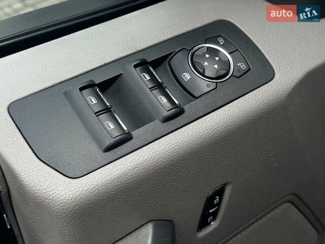 Синій Форд Ф-150, об'ємом двигуна 2.7 л та пробігом 245 тис. км за 24990 $, фото 15 на Automoto.ua