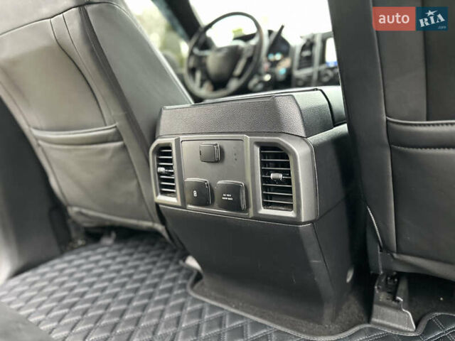 Синий Форд Ф-150, объемом двигателя 5 л и пробегом 220 тыс. км за 22900 $, фото 45 на Automoto.ua