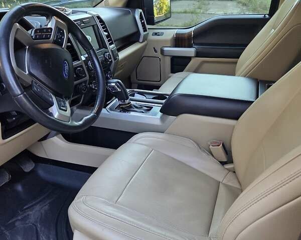 Синий Форд Ф-150, объемом двигателя 5 л и пробегом 144 тыс. км за 28800 $, фото 8 на Automoto.ua