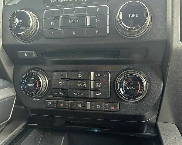 Форд Ф-150 2017 в Киеве на Automoto.ua Синий Форд Ф-150, объемом двигателя 3.5 л и пробегом 55 тыс. км за 54000 $, фото 20 на Automoto.ua