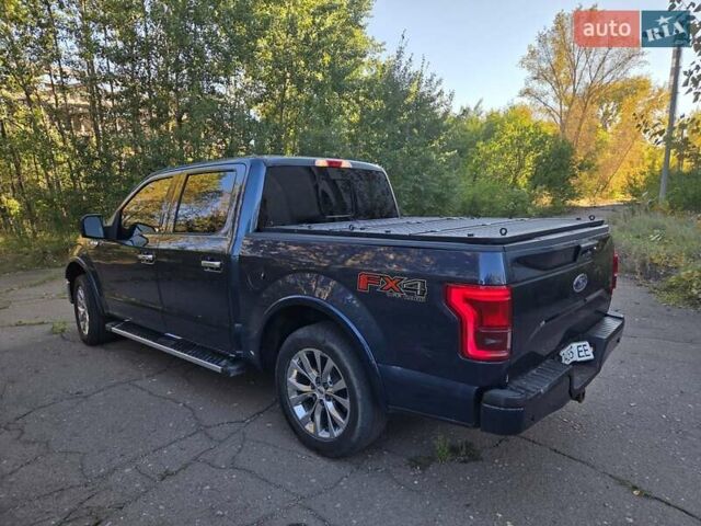 Синий Форд Ф-150, объемом двигателя 5 л и пробегом 144 тыс. км за 28800 $, фото 5 на Automoto.ua