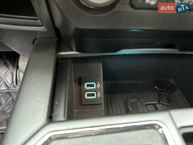 Синий Форд Ф-150, объемом двигателя 5 л и пробегом 220 тыс. км за 22900 $, фото 74 на Automoto.ua