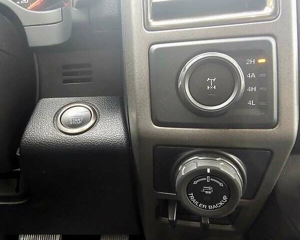 Форд Ф-150 2017 в Киеве на Automoto.ua Синий Форд Ф-150, объемом двигателя 3.5 л и пробегом 55 тыс. км за 54000 $, фото 17 на Automoto.ua