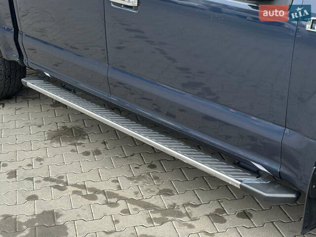 Синий Форд Ф-150, объемом двигателя 5 л и пробегом 220 тыс. км за 22900 $, фото 25 на Automoto.ua