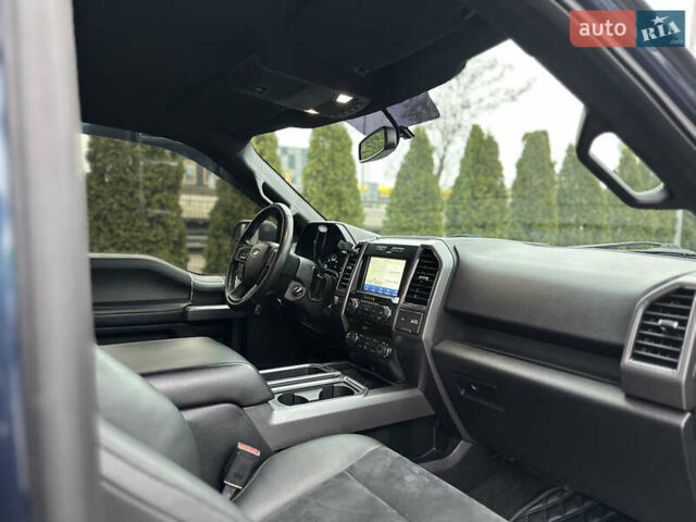 Синий Форд Ф-150, объемом двигателя 5 л и пробегом 220 тыс. км за 22900 $, фото 52 на Automoto.ua