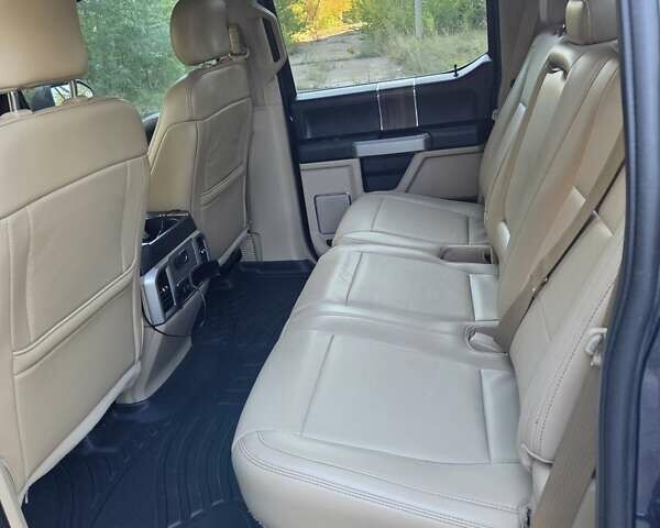 Синий Форд Ф-150, объемом двигателя 5 л и пробегом 144 тыс. км за 28800 $, фото 12 на Automoto.ua