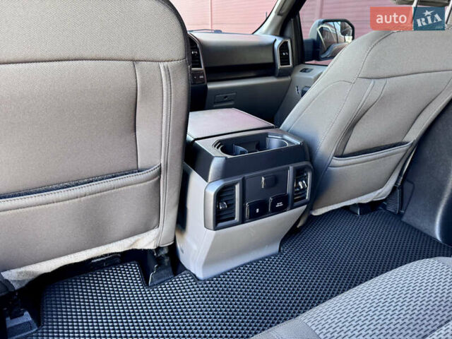 Синій Форд Ф-150, об'ємом двигуна 2.69 л та пробігом 153 тис. км за 29000 $, фото 31 на Automoto.ua