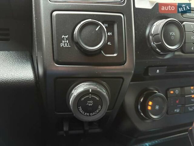 Форд Ф-150 2018 у Києві на Automoto.ua Синій Форд Ф-150, об'ємом двигуна 5 л та пробігом 47 тис. км за 38900 $, фото 32 на Automoto.ua